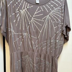 Design History Women's Top in Taupe with Sequins